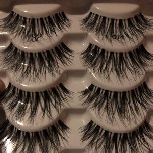 Salon perfect 5 pack eyelashes 😍